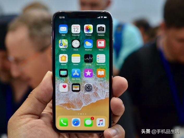 iphone手机关闭抬起亮屏省电吗,iphone12关闭5g能省电吗