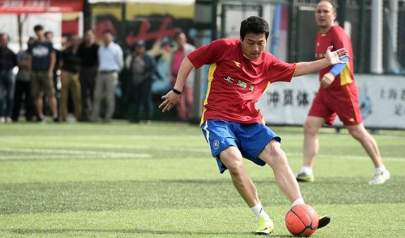 前国脚被判刑曾获中超冠军,前足球巨星小罗进监狱