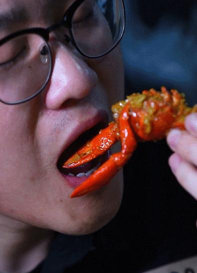 滚烫，火辣，江湖气！当武汉的馆子来到徐州，这座城的灵魂也来了