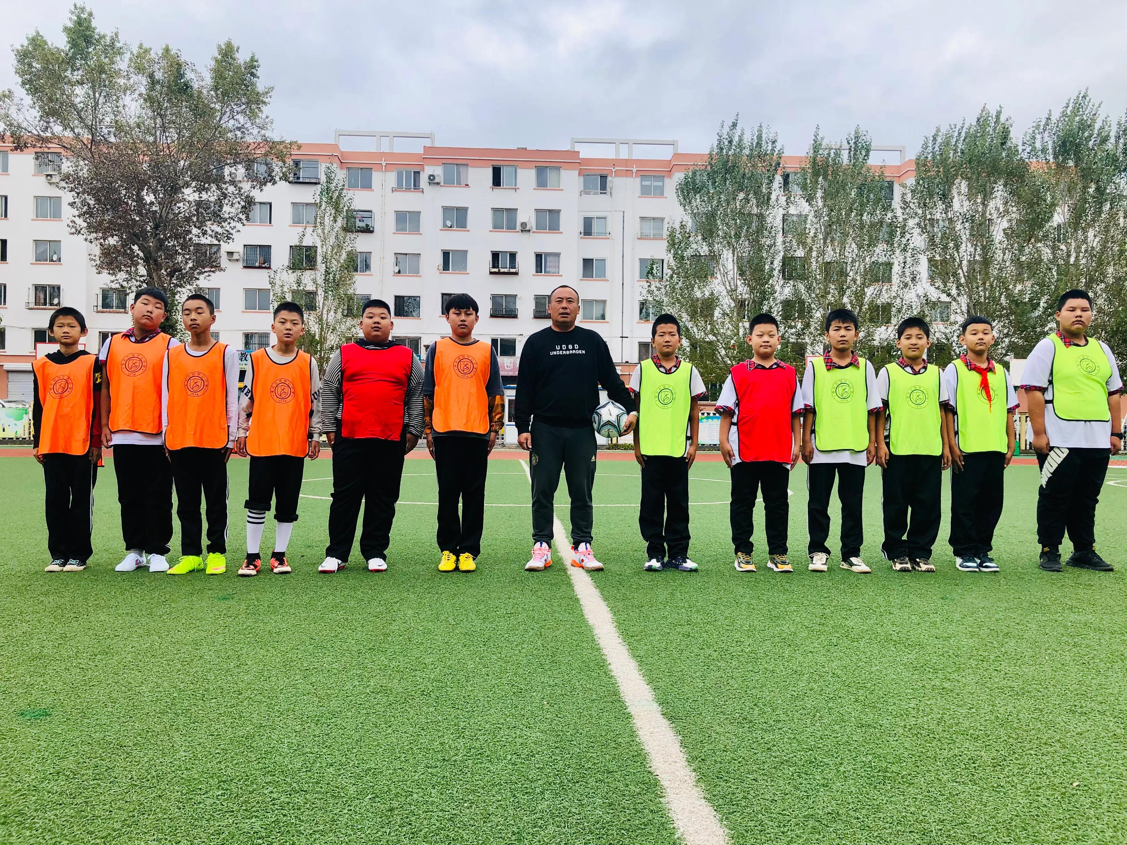 绿茵点亮梦想舞蹈视频,校足杯青少年校园足球联赛