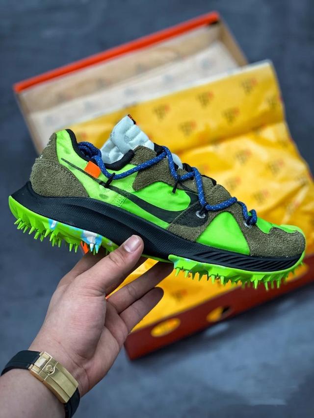 新手入门的钉鞋推荐脚感好一点,钉鞋该怎么选