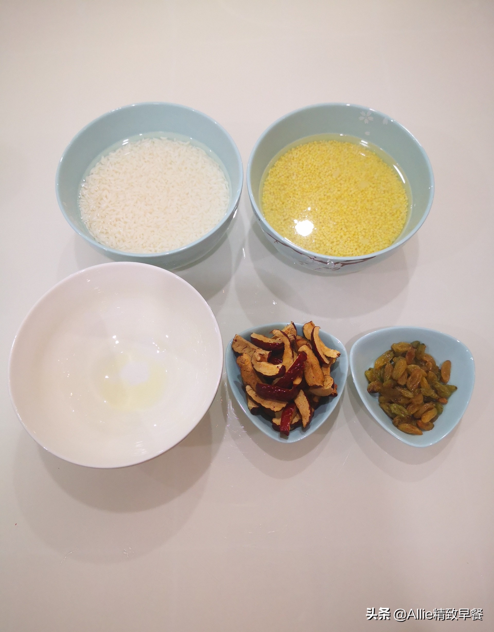 分享一道营养老母鸡汤,营养老母鸡菌汤