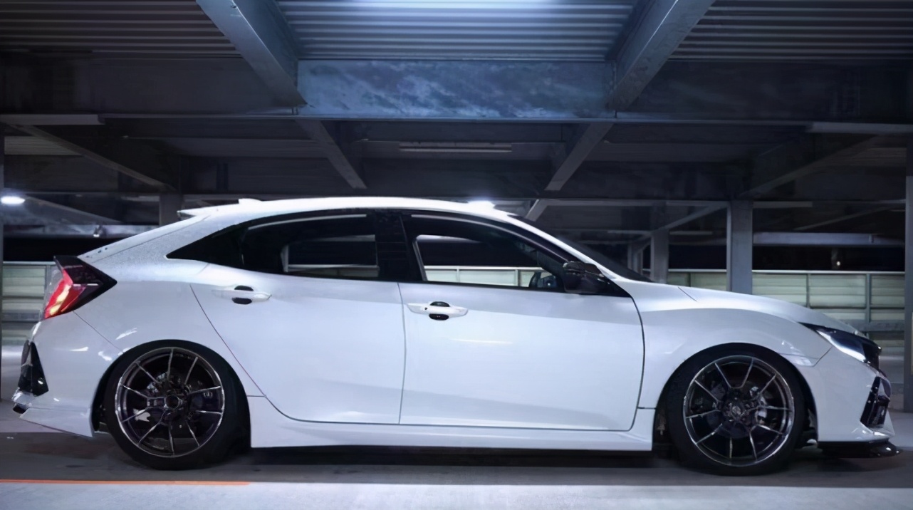 思域2021两厢怎么改装,十代思域两厢改装