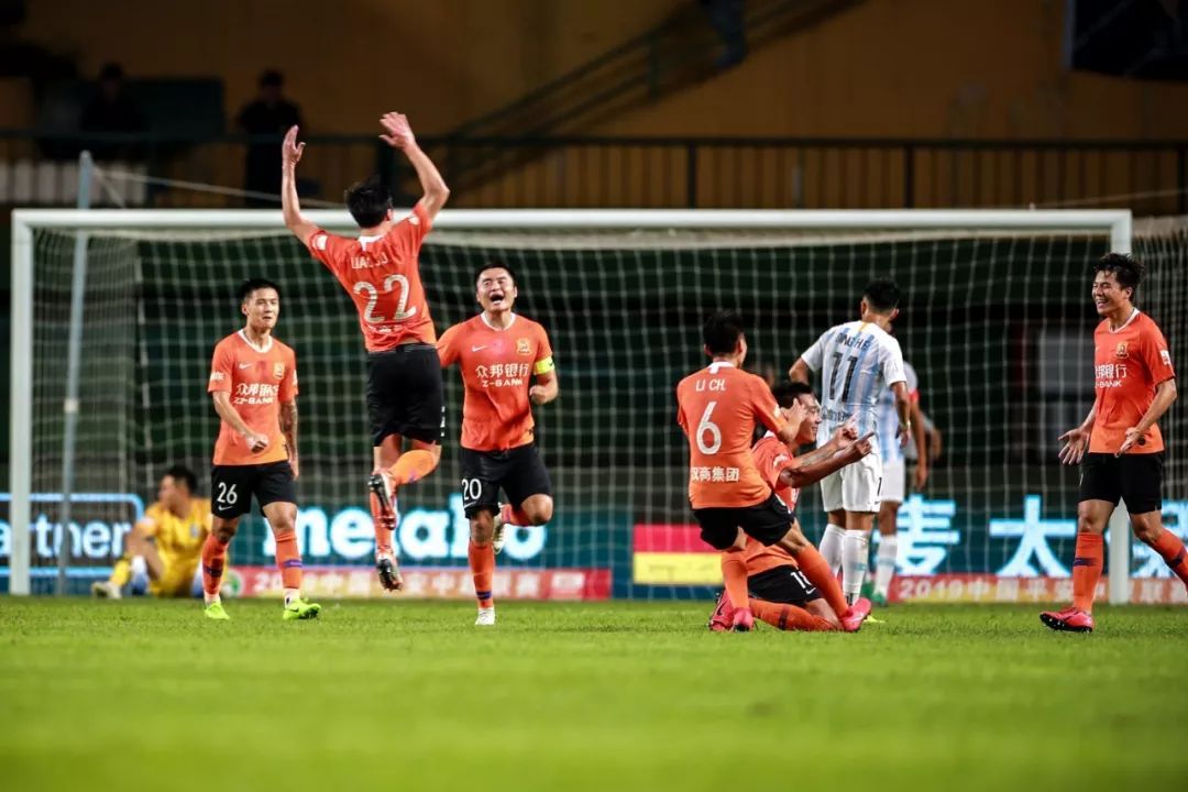 中超第10轮武汉卓尔1-0广州恒大,2019中超武汉卓尔对广州富力
