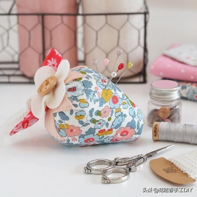 纯色布头手工制作大全,手工布艺大花