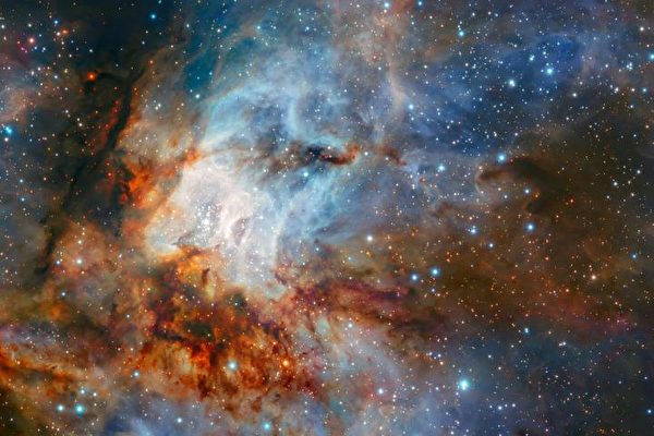 星际介质发现C60“巴克球”，深空物质或可孕育生命