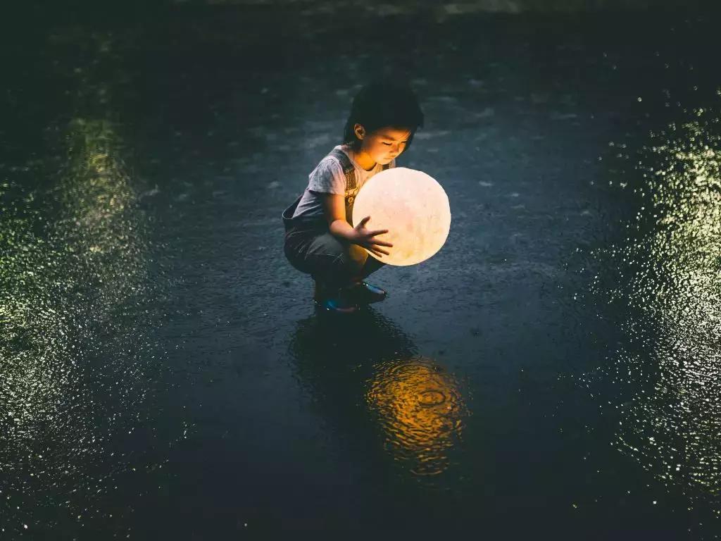 孩子9岁偷钱屡教不改怎么办,8岁孩子偷拿父母钱怎么办