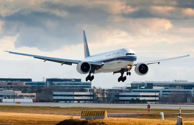 最大推力飞机引擎,ge90-115b涡扇发动机最大推力