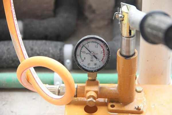 冷热水管怎么安装最好,冷热软水管怎么安装正确