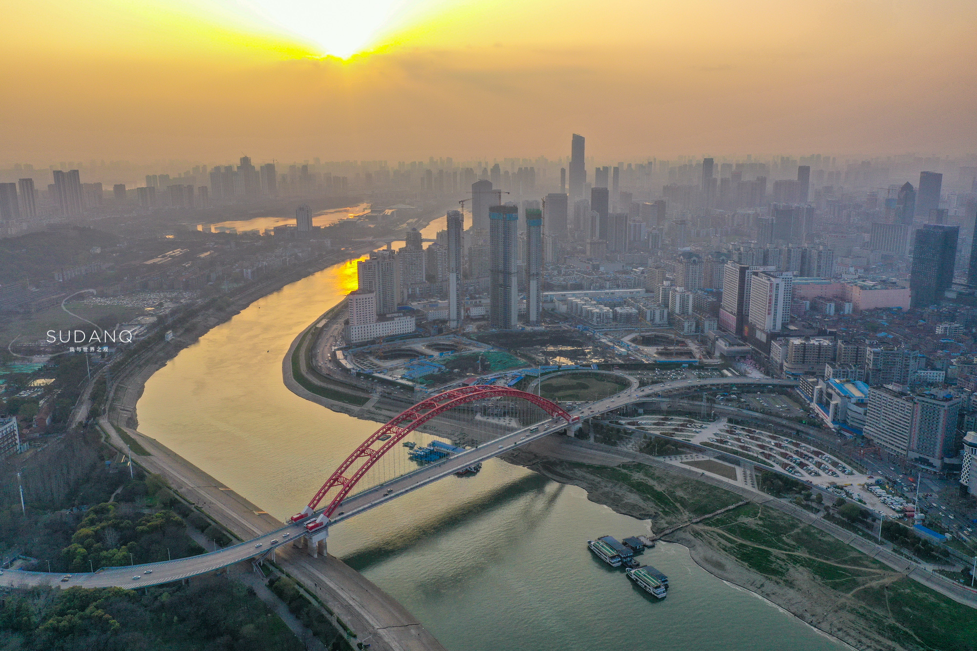 武汉大桥为什么是万里长江第一桥,武汉世界之最的跨江大桥