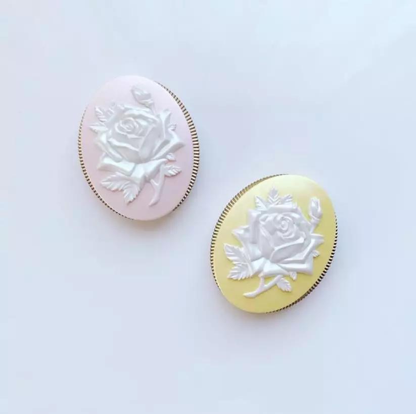 倩碧腮红性价比,倩碧腮红花瓣腮红