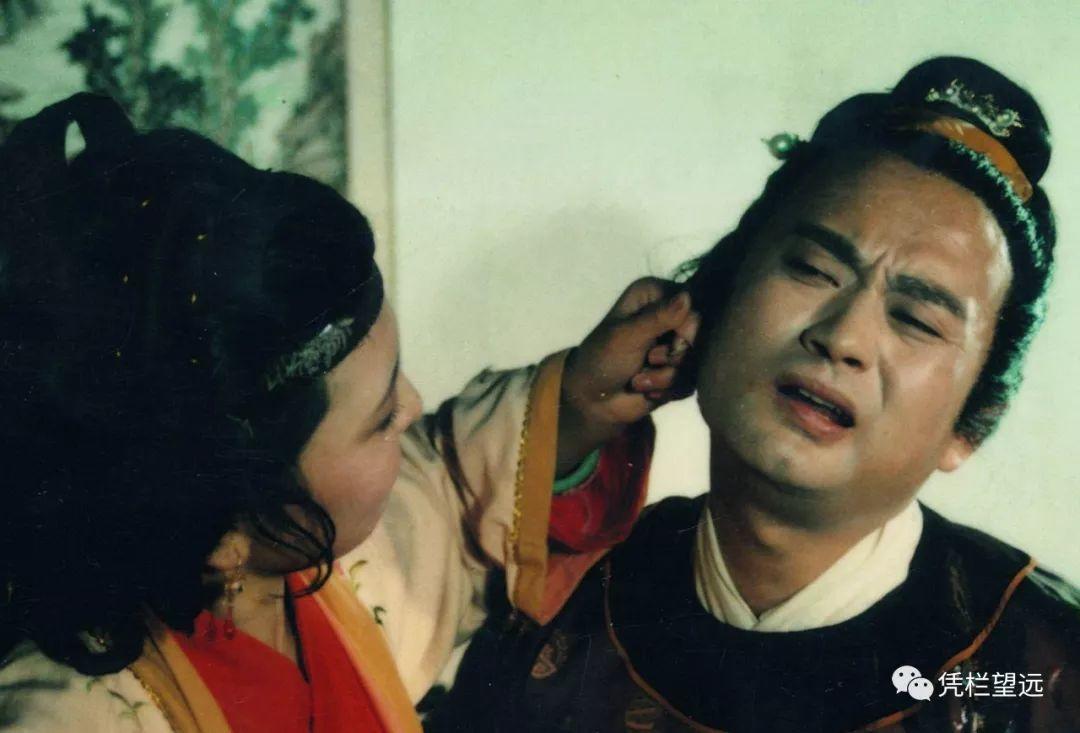 薛蟠被溺爱,薛蟠的父亲