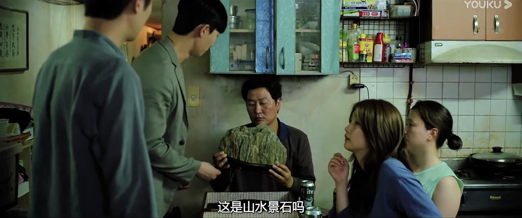 是人的失败还是社会的悲哀？我们聊聊寄生虫吧