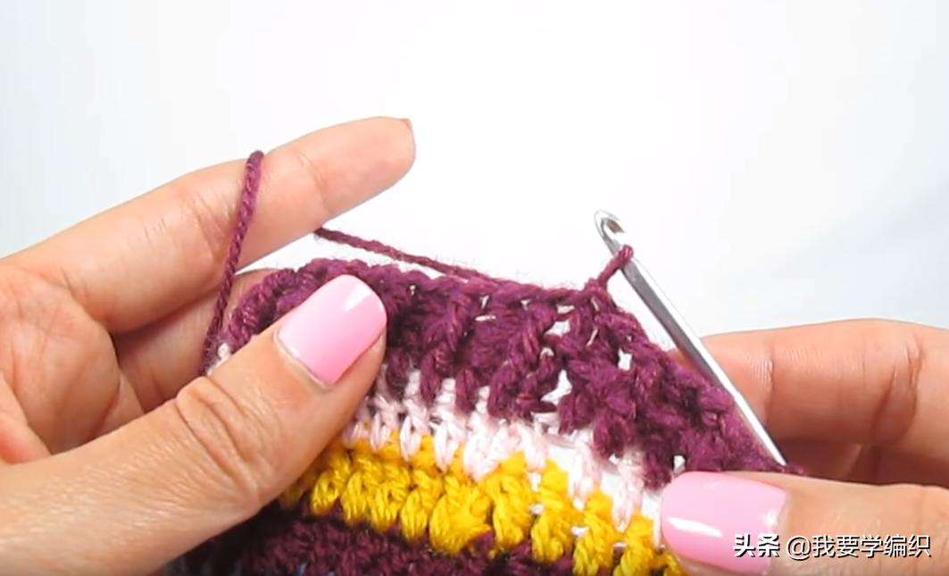 最简单钩袜子视频,时尚彩虹地板袜编织图解