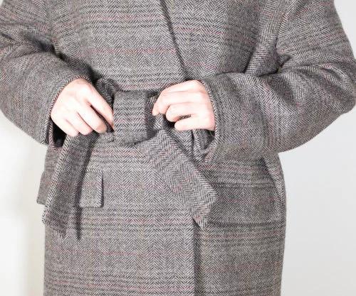 大衣腰带怎么系简单又好看,大衣短腰带系法简单又好看的系法