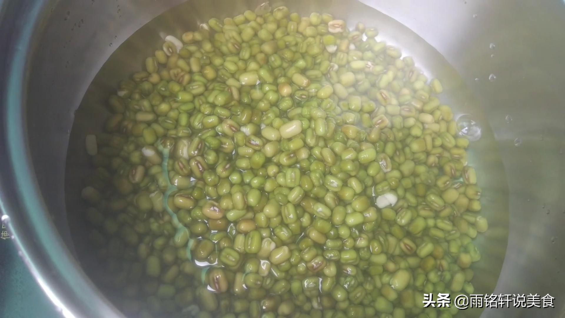 想吃冰棒不用买了,教您绿豆冰棒做法,清凉解暑,味道不比买的差