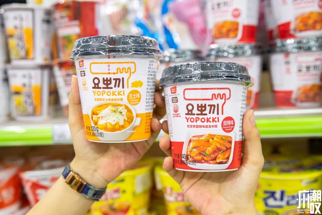 从韩国回来在超市买东西,从韩国进口商品