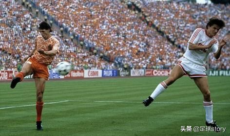 历史上最经典的足球史,回顾曾经的足球时代