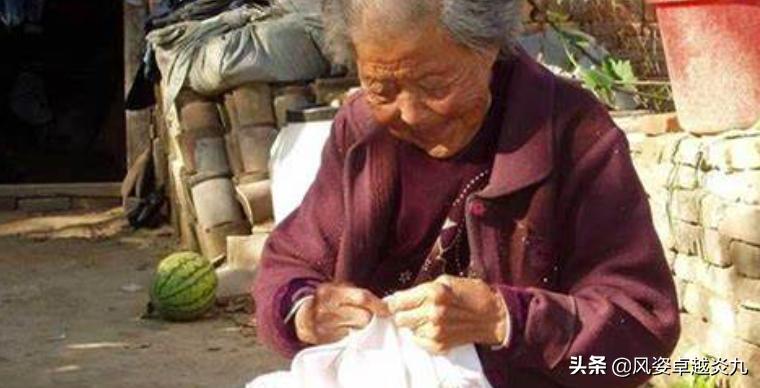 丈夫去世财产都给女儿,丈夫去世后财产全部给了女朋友