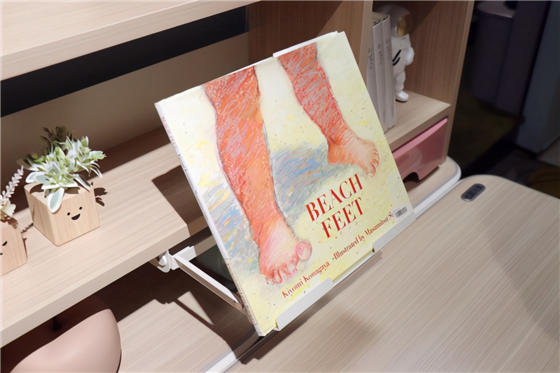 奋进星功能学习桌椅：为孩子的身体健康保驾护航