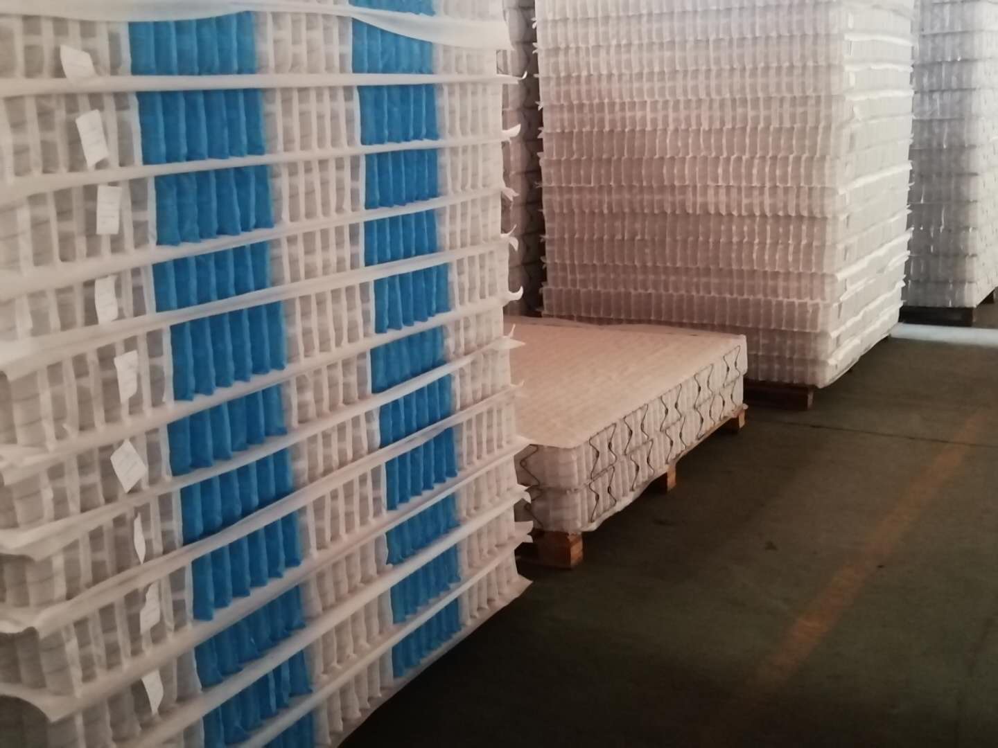 沙发弹簧塌陷怎么维修,床垫弹簧塌陷修复小技巧