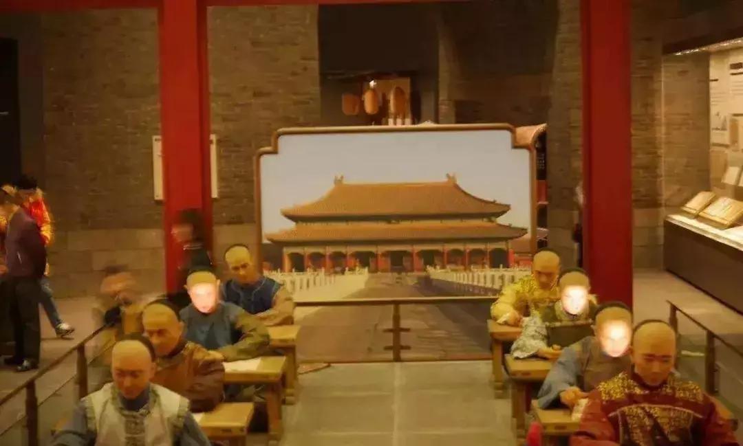 通常说的大学本科中本是什么意思,大学的本科的本是什么意思