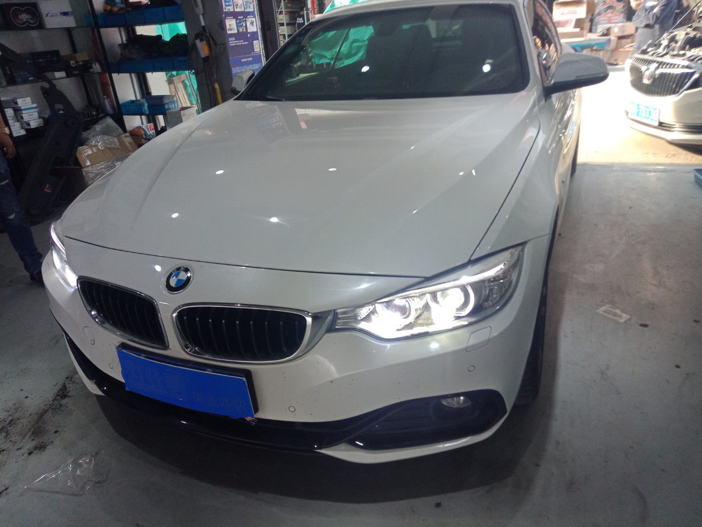 宝马4系改大灯要多久,宝马4系大灯近光灯怎么换