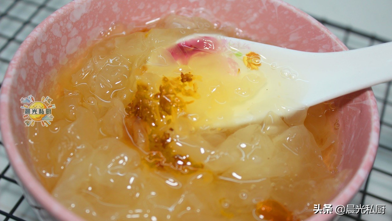 熬银耳羹需要什么样的银耳,煮银耳羹怎么才能让它粘稠