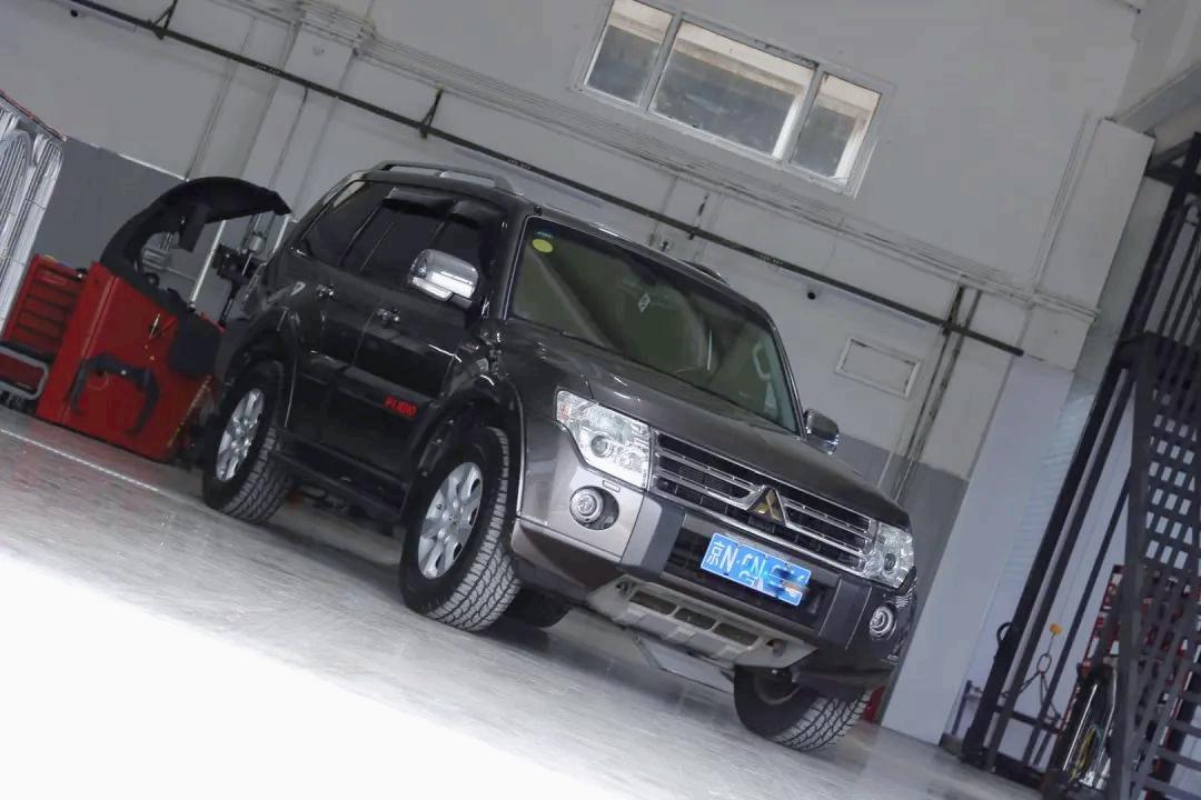 老车翻新修复三菱帕杰罗v97,帕杰罗v97整车整备翻新长视频