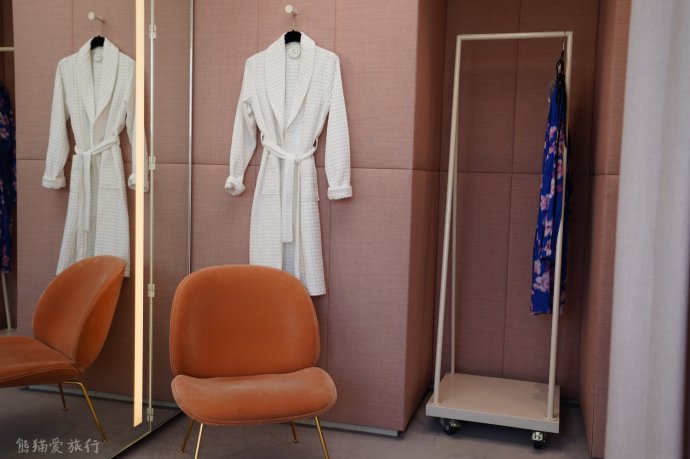 为什么中国人出国旅游买买买,中国人为啥爱去荷兰