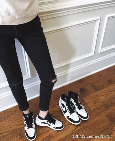 实力吹爆AJ“熊猫鞋”！单身*党**、情侣们都抢着要，烂大街也不怕