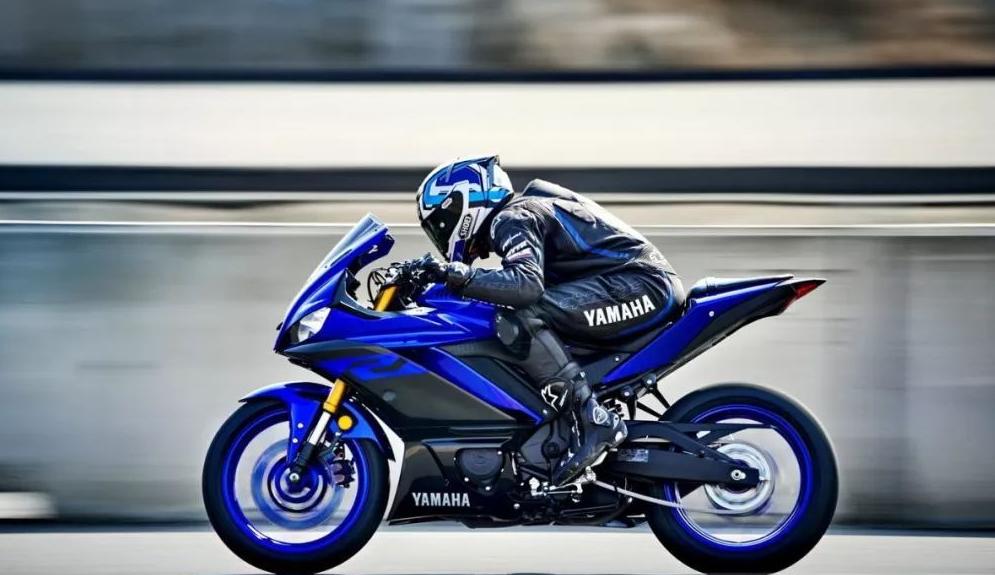 r3和忍者400对比,雅马哈r3和川崎忍者