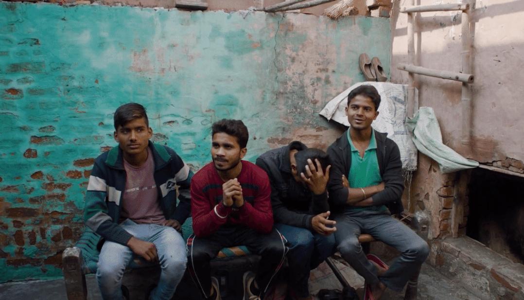 奥斯卡最佳短片记录印度女人争取卫生巾自由,卫生巾是怎么做成的