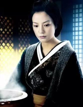 赵薇演员请就位点评杨紫,演员请就位赵薇说女演员太难了