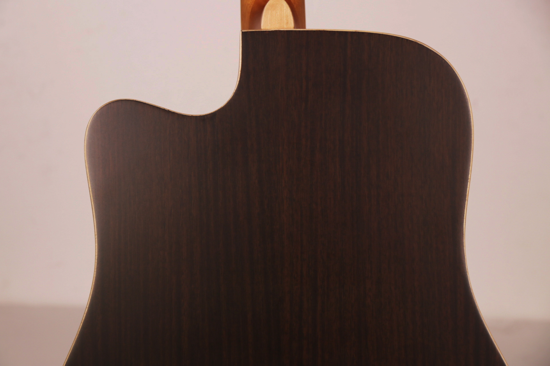 拉维斯n800dc配置,拉维斯吉他nightwish多少钱