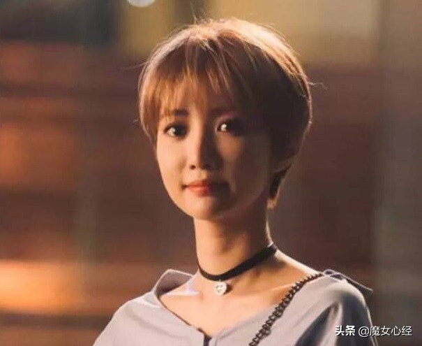 中长粗硬的发质适合什么发型,适合发量少发质细软的发型