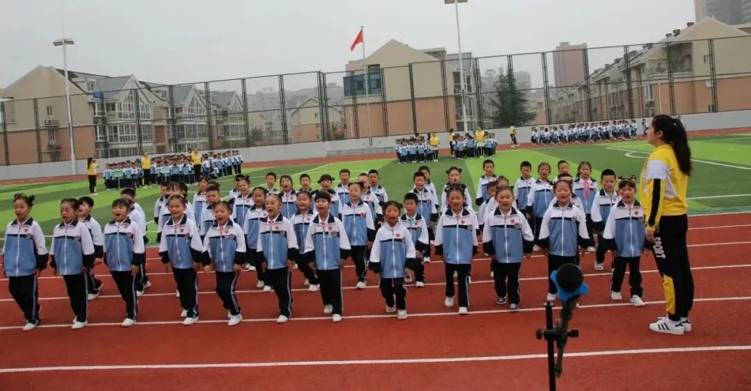 庆祝建党百年大型排舞展演西安,建党100周年校园啦啦操比赛