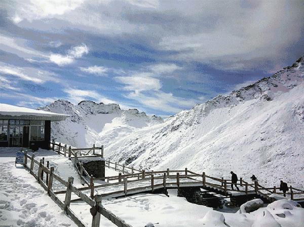 成都花水湾凤栖林温泉酒店介绍,成都田园顶级温泉酒店