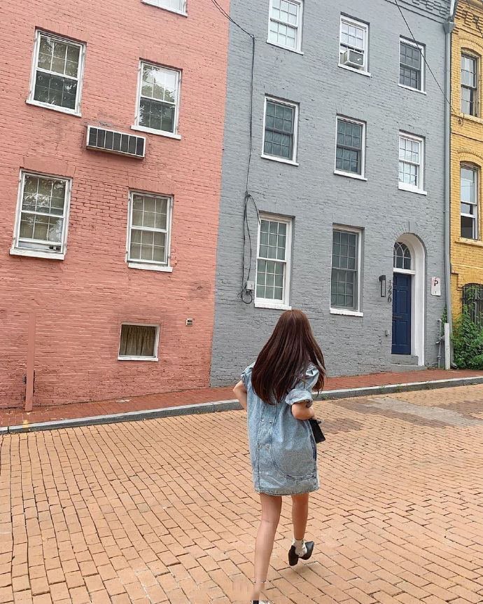 郑秀妍荷包蛋裙,郑秀妍荷包蛋