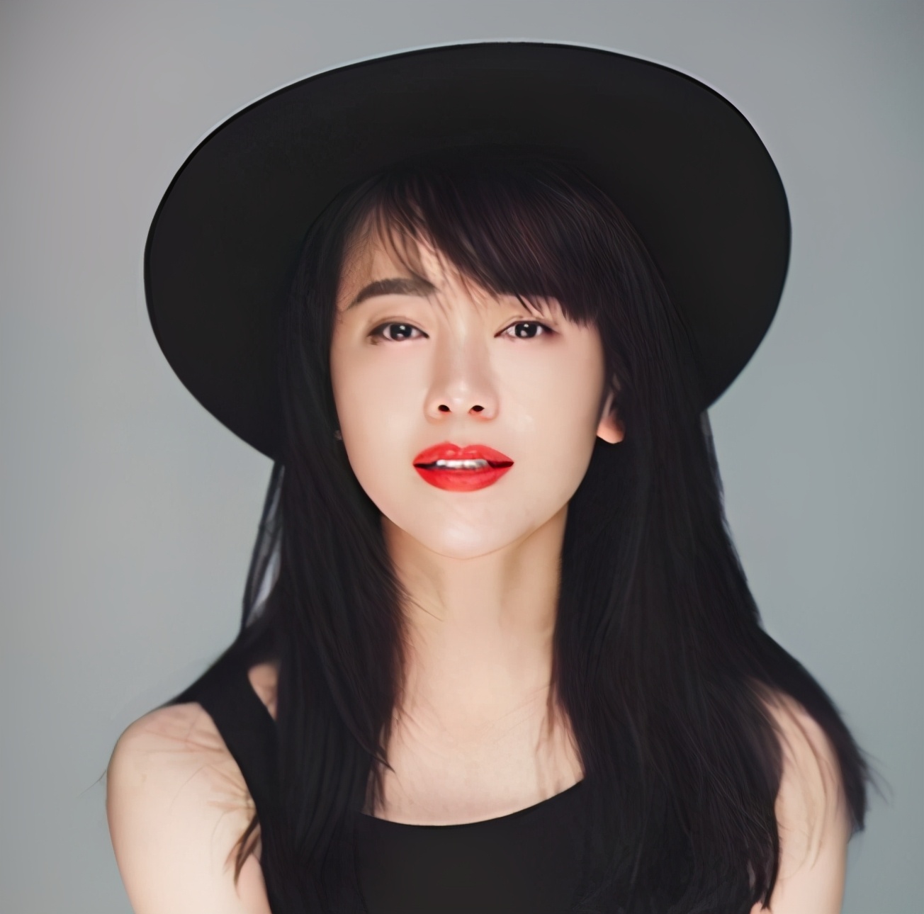 左小青嫁给大二十岁富豪,左小青最后嫁给富豪了吗