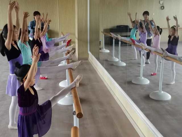 又快又好！来看移民区小学的速度与担当