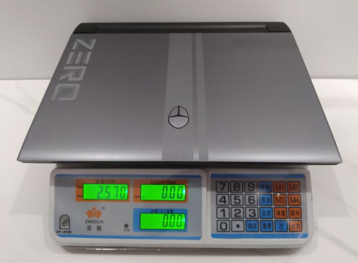 雷神最新游戏本17.3评测,雷神zeroi93070笔记本游戏测评