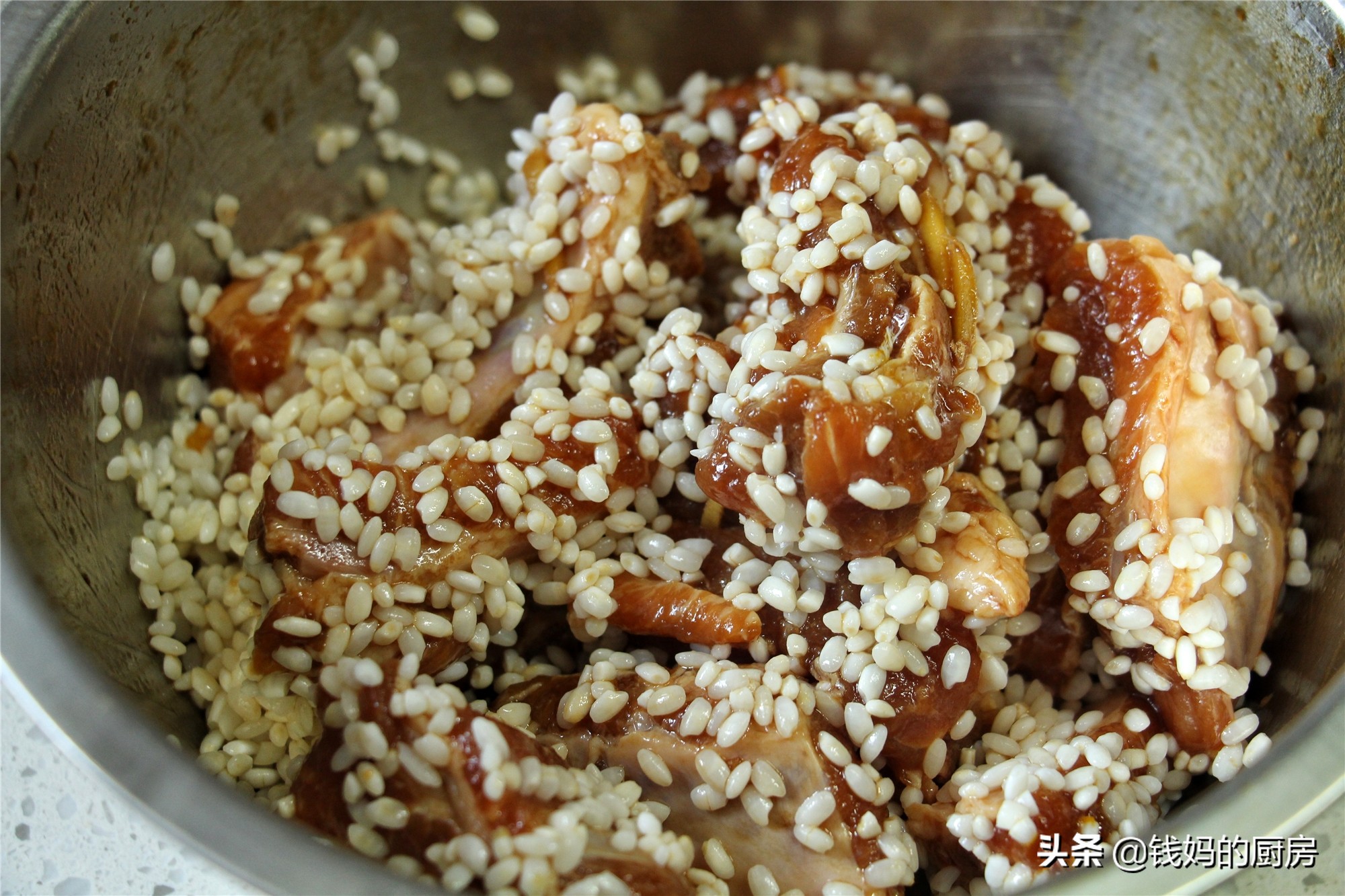 排骨别只会红烧跟它才是绝配,排骨腌好上锅蒸熟以后再炖好吃吗