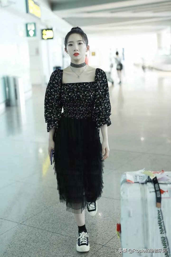 女生怎么练改善斜方肌,斜方肌练大了