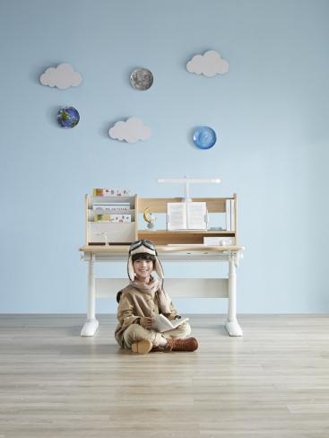 儿童学习桌为什么这么贵,小孩学习桌值钱吗