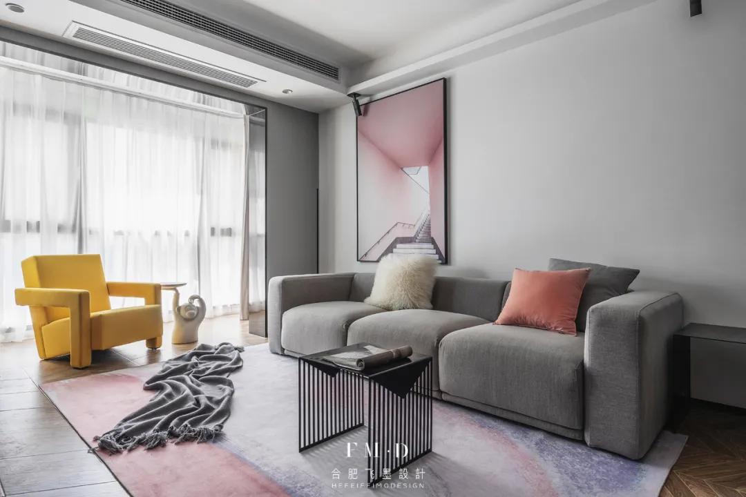 门洞不装门，这个细节要做到位：包一圈门套保护墙面，效果好看