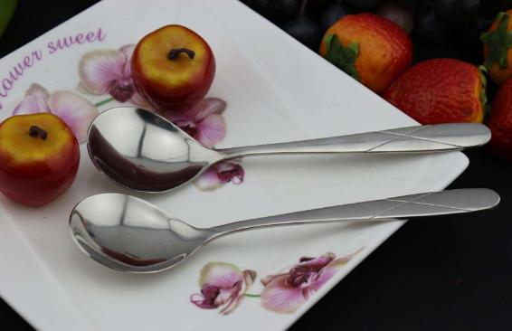 不锈钢的304和316到底有啥区别？不弄懂这个，难怪买餐具时总被坑