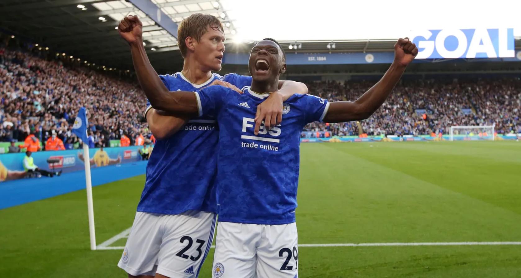 平凡励志的“小人物”，带领莱斯特城再次上演红魔杀手