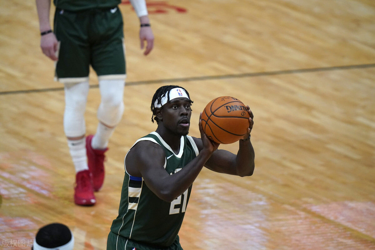 密尔沃基雄鹿最新消息,休赛期密尔沃基雄鹿队补强计划