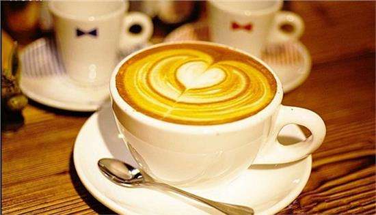 吃西餐就优秀?地摊就平凡?到底什么才是真正的生活